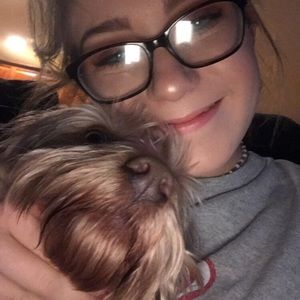 Meet your Posher, Abby